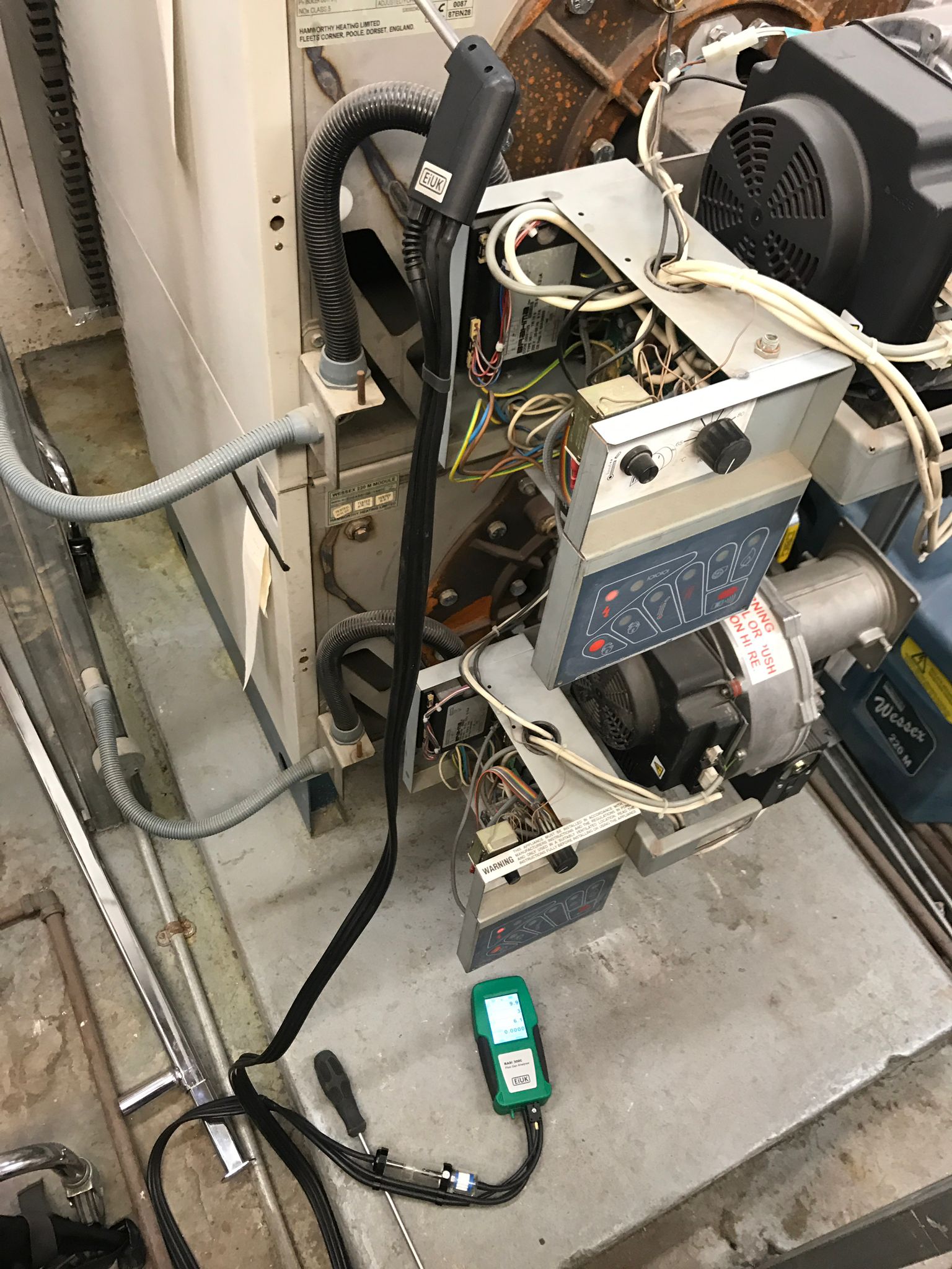 gas safe registered engineer near me Pinner, HA5